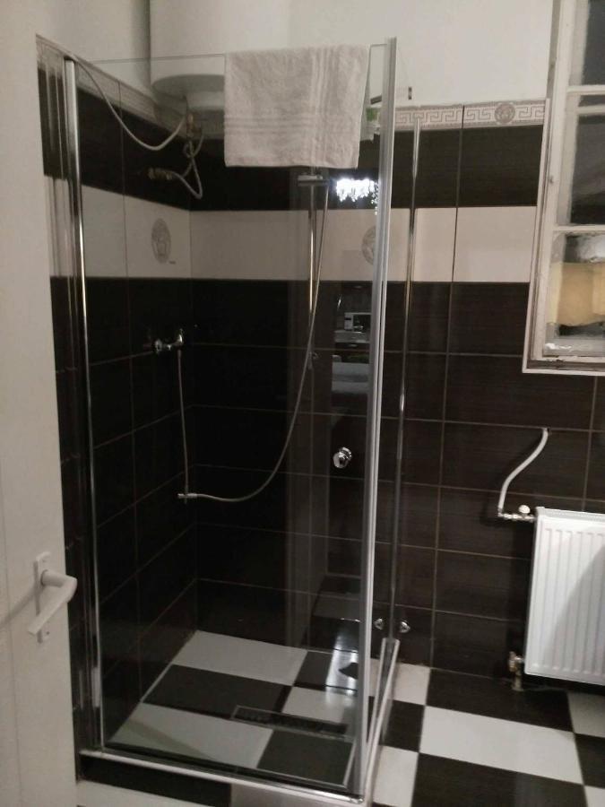 Ground Floor Studio Apartamento Budapeste